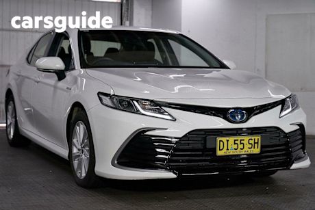 White 2024 Toyota Camry Sedan Ascent Hybrid
