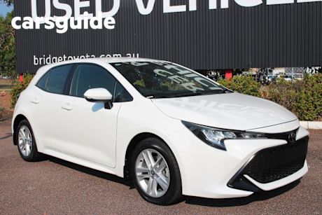 White 2019 Toyota Corolla Hatchback Ascent Sport