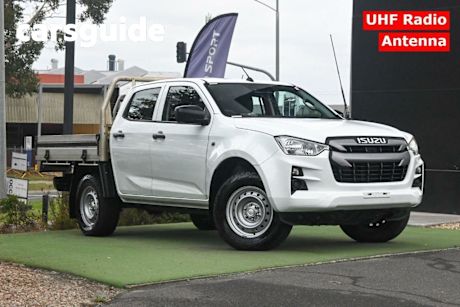 White 2022 Isuzu D-MAX Crew Cab Chassis SX (4X4)