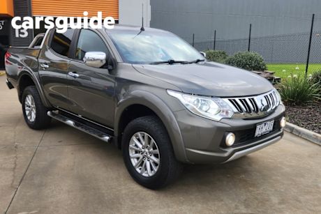 Green 2016 Mitsubishi Triton Dual Cab Utility GLS (4X4)