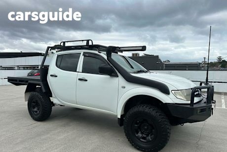 White 2013 Mitsubishi Triton Double Cab Utility GLX (4X4)