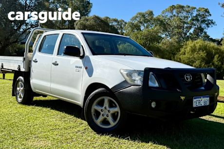 White 2013 Toyota Hilux Dual Cab Pick-up Workmate