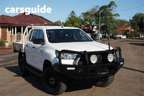 White 2020 Toyota Hilux Double Cab Chassis SR (4X4)