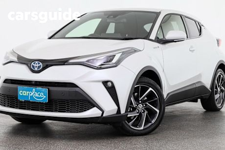 White 2023 Toyota C-HR Wagon Koba (2WD) Hybrid