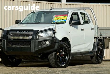 White 2021 Isuzu D-MAX Crew Cab Chassis SX (4X4)