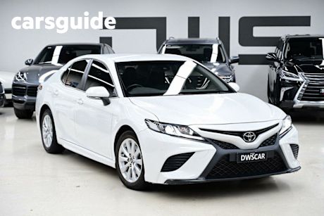 White 2018 Toyota Camry Sedan Ascent Sport