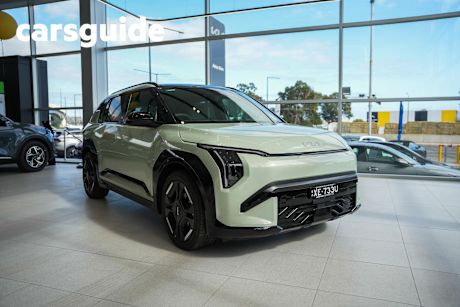Green 2025 Kia EV3 Wagon GT-Line 2WD LR