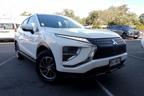 White 2023 Mitsubishi Eclipse Cross Wagon ES (2WD)