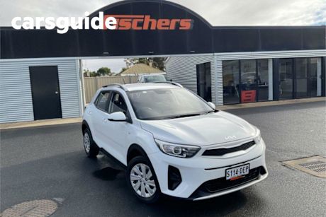 White 2022 Kia Stonic Wagon S