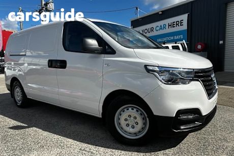 White 2021 Hyundai Iload Van 3S Liftback