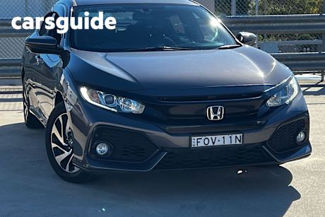 Grey 2019 Honda Civic Hatchback VTI-S