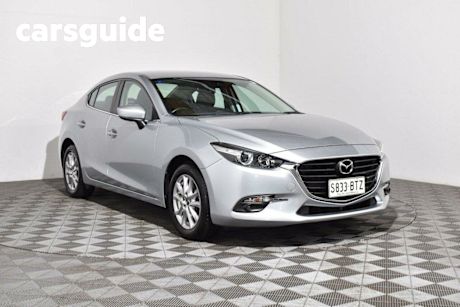 Silver 2018 Mazda 3 Sedan Maxx Sport