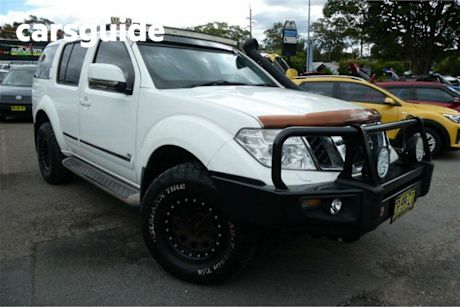 White 2012 Nissan Pathfinder Wagon TI 550 (4X4)