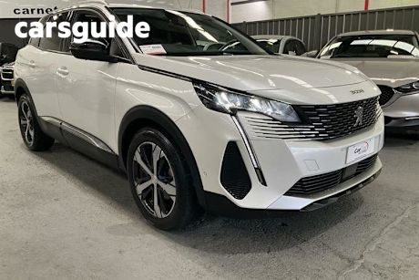 White 2022 Peugeot 3008 Wagon Allure 1.6 THP