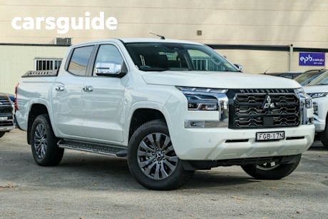 White 2023 Mitsubishi Triton Double Cab Pick Up GLS (4X4)