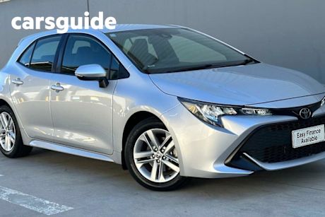 Silver 2022 Toyota Corolla Hatchback Ascent Sport + Navigation
