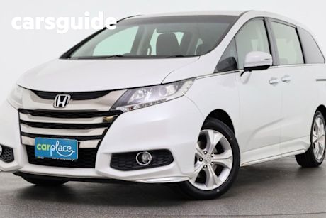 White 2018 Honda Odyssey Wagon VTI