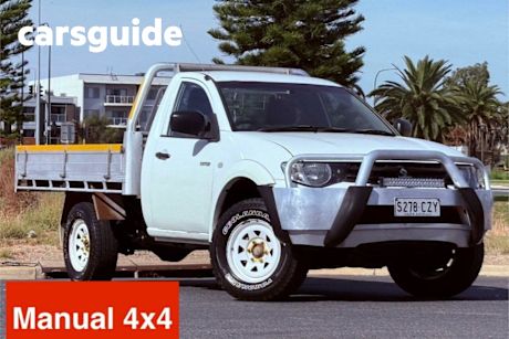 White 2013 Mitsubishi Triton Cab Chassis GLX (4X4)