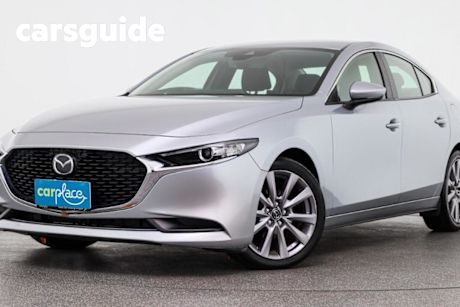 Silver 2019 Mazda 3 Sedan G20 Evolve