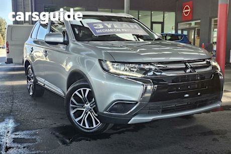 Silver 2017 Mitsubishi Outlander Wagon ES Adas 5 Seat (2WD)