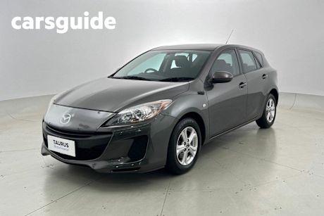 Grey 2013 Mazda 3 Hatchback NEO