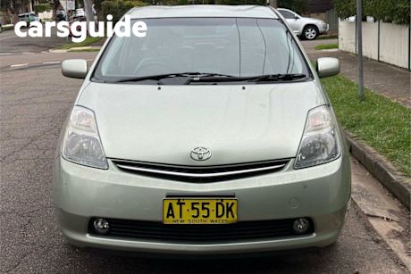 Green 2007 Toyota Prius Hatchback Hybrid