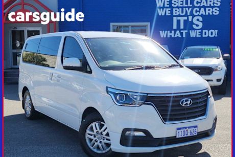 White 2018 Hyundai Imax Wagon Active
