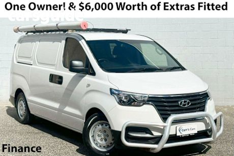 White 2019 Hyundai Iload Van 3S Liftback