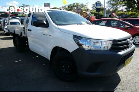 White 2015 Toyota Hilux Cab Chassis Workmate
