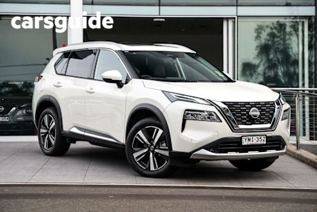 White 2024 Nissan X-Trail Wagon