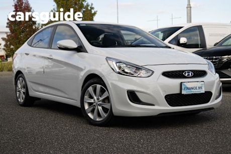 White 2018 Hyundai Accent Sedan Sport