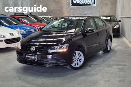 Black 2015 Volkswagen Jetta Sedan 118 TSI Trendline