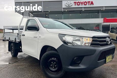 White 2016 Toyota Hilux Cab Chassis Workmate