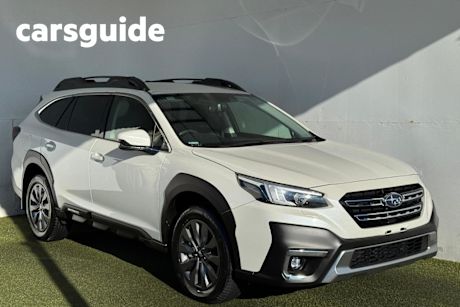 White 2024 Subaru Outback Wagon AWD