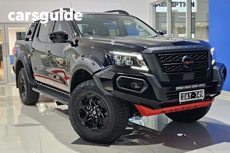 Black 2024 Nissan Navara Dual Cab Pick-up PRO-4X Warrior (4X4)