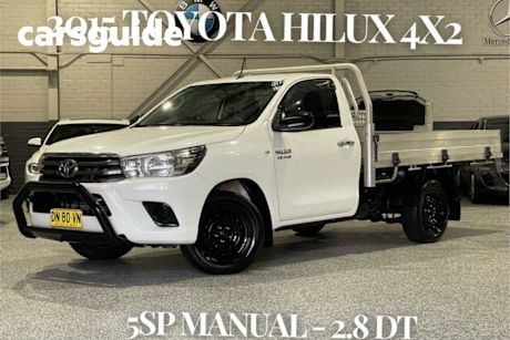 White 2015 Toyota Hilux Ute Tray SR
