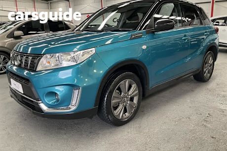 Green 2022 Suzuki Vitara Wagon 1.6L