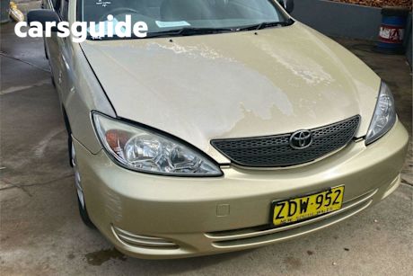 Gold 2004 Toyota Camry Sedan Altise