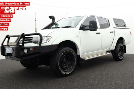 White 2014 Mitsubishi Triton Double Cab Utility GLX (4X4)