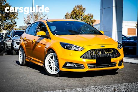 2017 Ford Focus Hatchback ST2