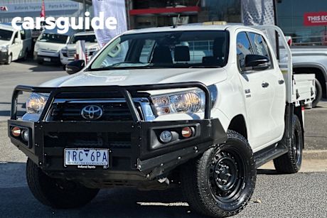 White 2019 Toyota Hilux Double Cab Chassis SR (4X4)