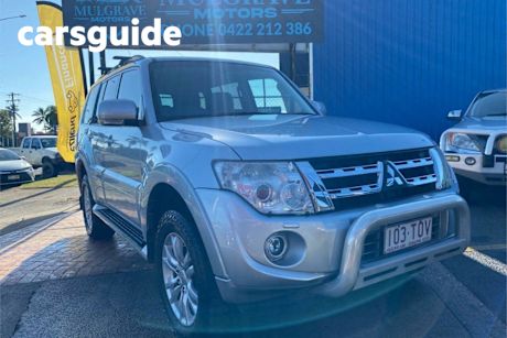 Silver 2014 Mitsubishi Pajero Wagon VR-X LWB (4X4)