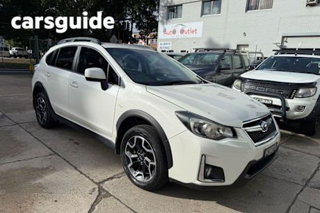 White 2017 Subaru XV Wagon 2.0I