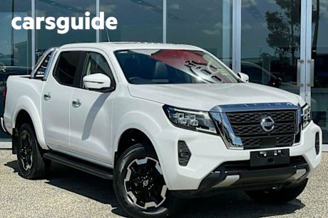 White 2024 Nissan Navara Dual Cab Pick-up ST-X (4X4) Leather/NO Sunroof