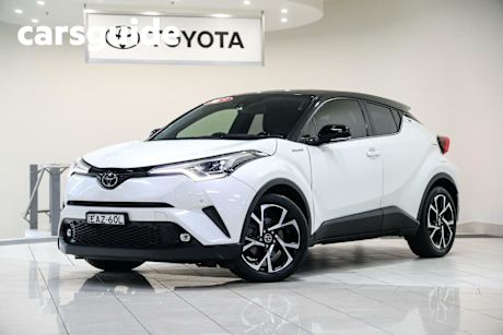 White 2019 Toyota C-HR Hatchback Koba (awd)