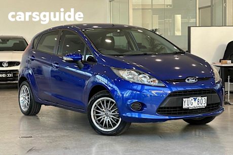 Blue 2012 Ford Fiesta Hatchback LX