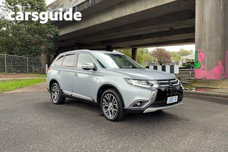 Silver 2016 Mitsubishi Outlander Wagon LS Safety Pack (4X2)