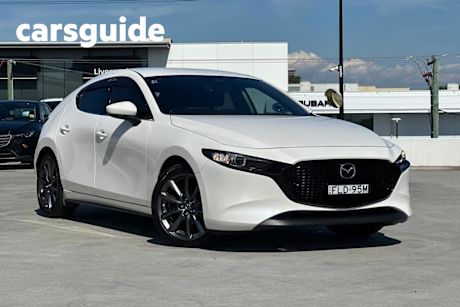 White 2021 Mazda 3 Hatchback G20 Touring