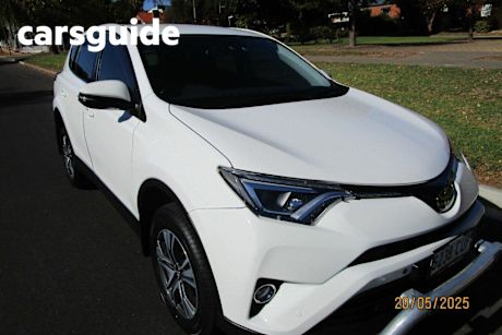 White 2018 Toyota RAV4 Wagon GX (2WD)