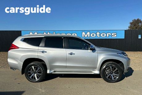 Silver 2017 Mitsubishi Pajero Sport Wagon GLS (4X4) 7 Seat